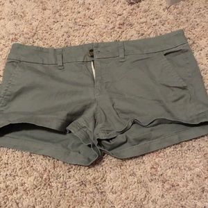 Army green American Eagle shorts